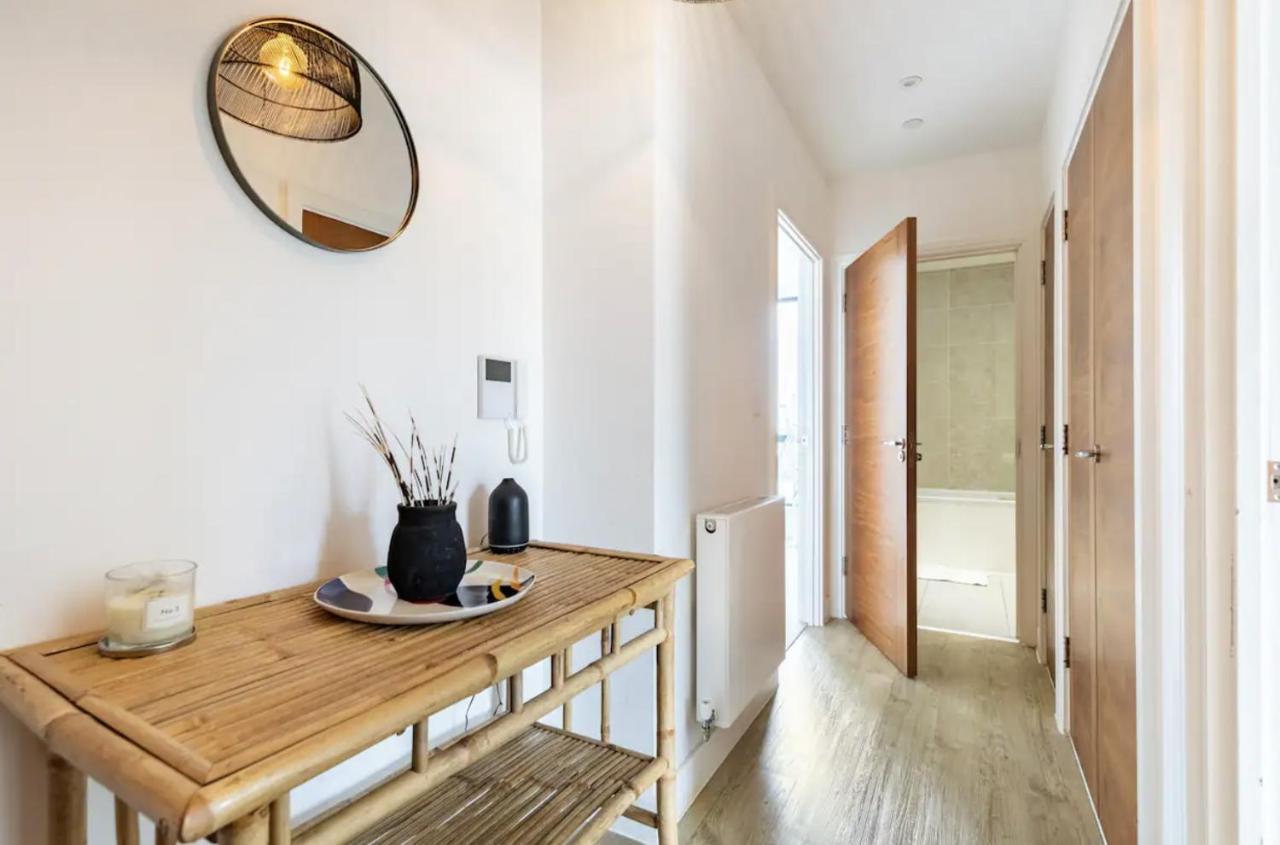 Modern 1 Bed L City Views L Work Space London Exterior photo
